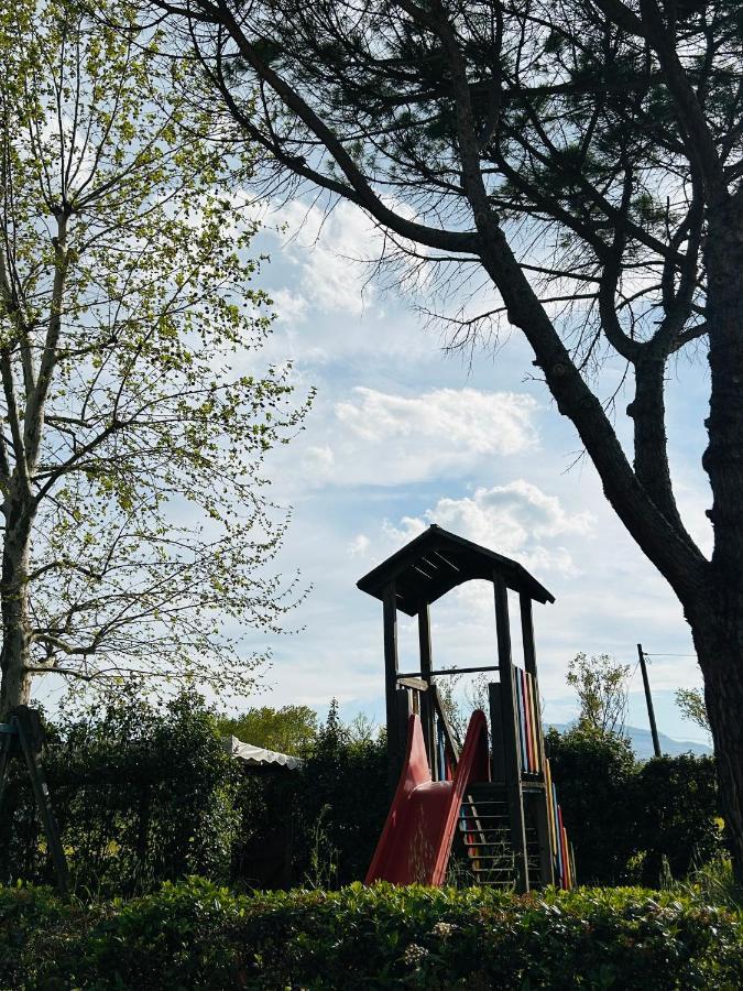 Bed & Breakfast La Rondinella Cerasolo Buitenkant foto